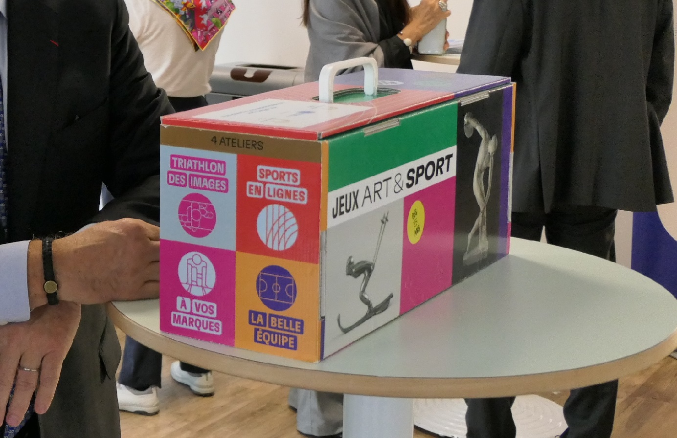 Mallette pédagogique "Jeux, Art et Sport"